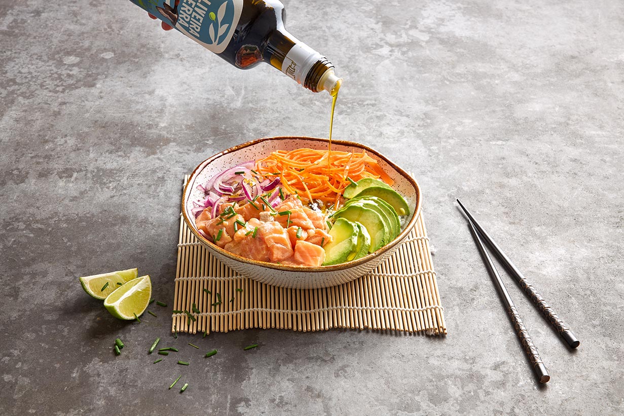 Poké bowl de salmão